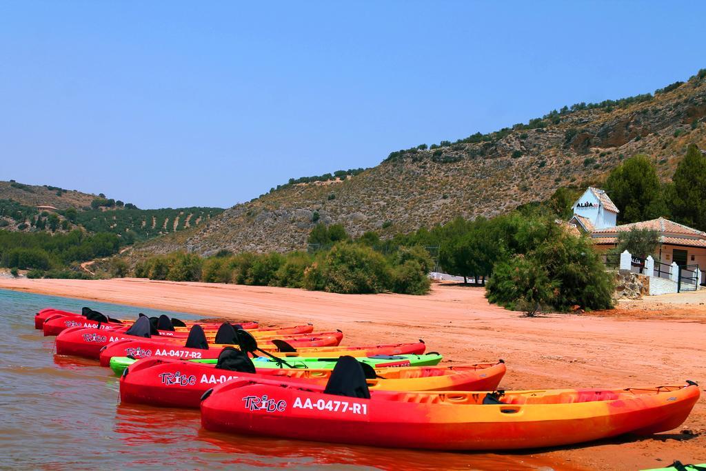 Centro De Ocio Alua Casa Rural Iznajar Lago De Andalucia מראה חיצוני תמונה