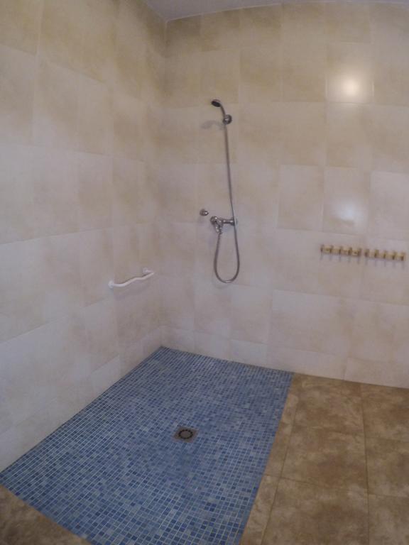 Centro De Ocio Alua Casa Rural Iznajar Lago De Andalucia מראה חיצוני תמונה