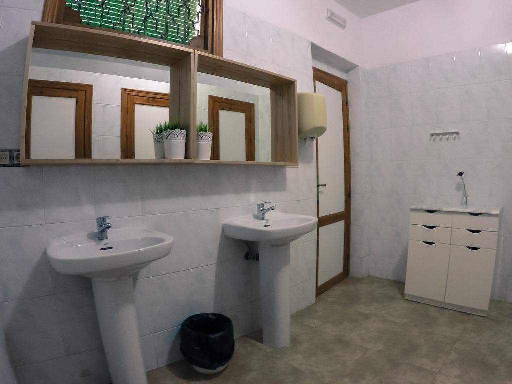 Centro De Ocio Alua Casa Rural Iznajar Lago De Andalucia מראה חיצוני תמונה